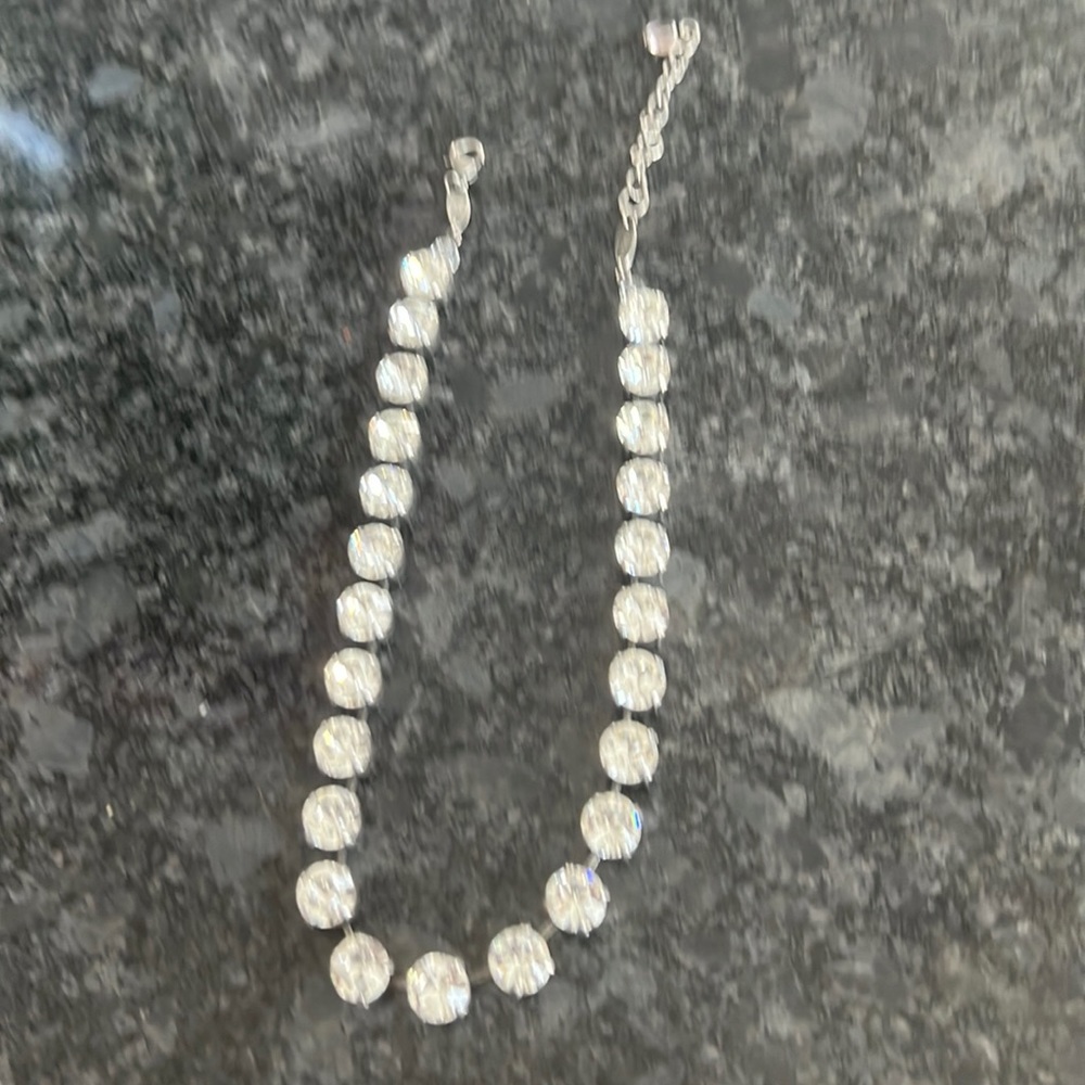 COPY - Sabika Clear Manhattan Choker